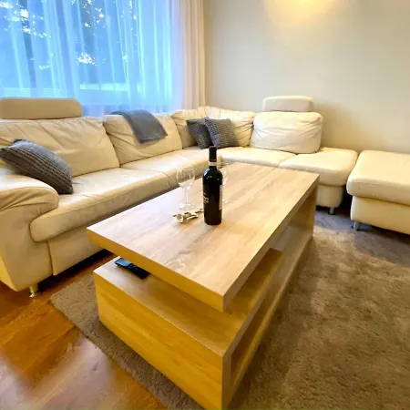 Yose - 160 M2 Na Wylacznosc