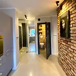 Yose - 160 M2 Na Wylacznosc 포즈난