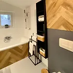 Yose - 160 M2 Na Wylacznosc