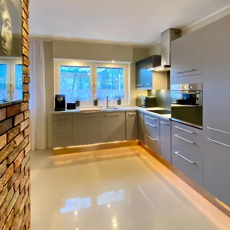 Yose - 160 M2 Na Wylacznosc * Poznan