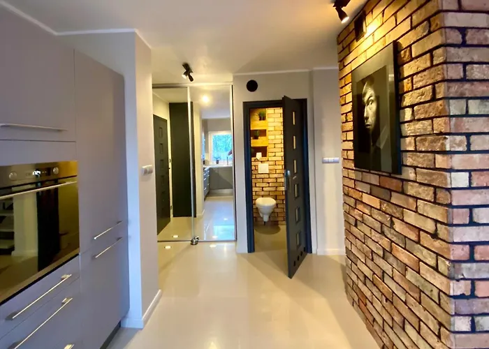 Yose - 160 M2 Na Wylacznosc Poznaň